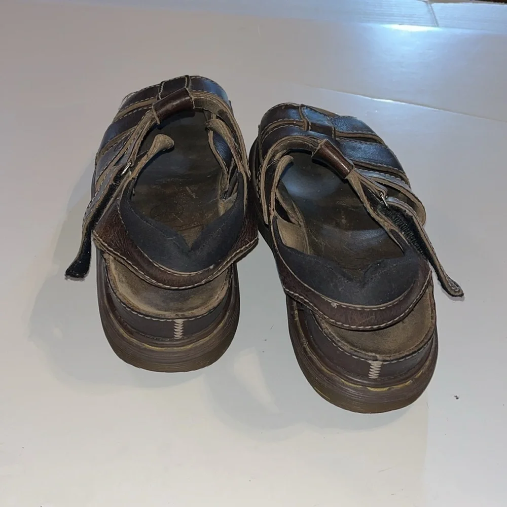 VTG- 90’s-Dr.Martens-10-Brown-leather, fisherman sandals, Velcro, 8585 doc’s.
